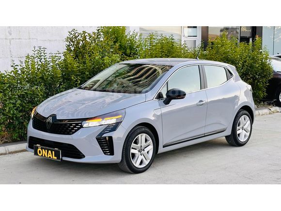 ÖNAL'DAN 2025 RENAULT CLİO 1.0 TCE EVOLUTİON X-TRONİC 10.BİN KM