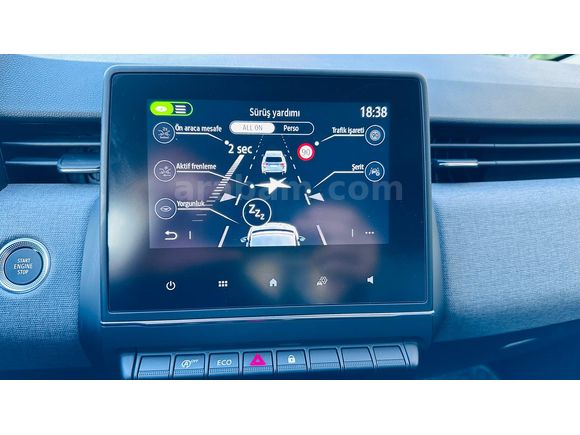 ÖNAL'DAN 2025 RENAULT CLİO 1.0 TCE EVOLUTİON X-TRONİC 10.BİN KM