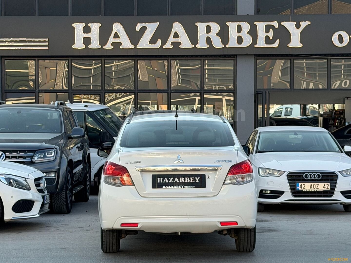 Galeriden Mitsubishi Attrage 1.2 Intense 2015 Model Konya 30.000 km Beyaz 7