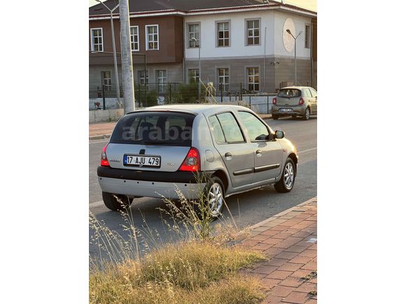 Sahibinden Renault Clio 1.4 RXT 2001 Model 