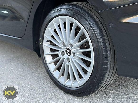 2021 -CAM TAVAN - DEĞİŞENSİZ- 130 BIN KM -AUDİ A3 SEDAN ADVANCED