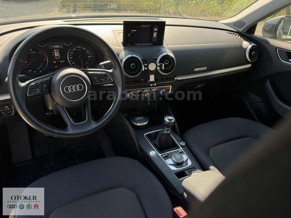 2018 AUDİ A3 HB 1.6 TDİ 116 HP DYNAMIC MANUEL HATASIZ