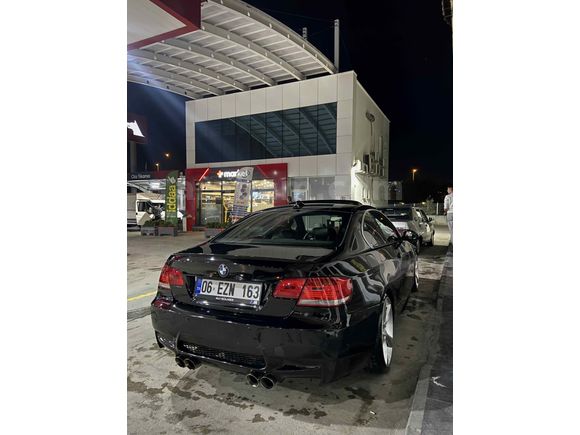 TR’DE TEK E92 328İA USA N52 B30
