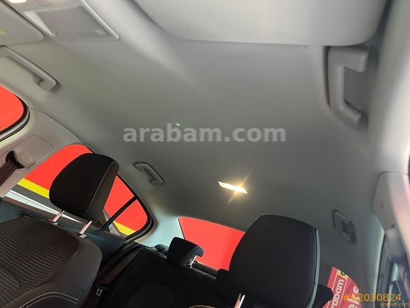 Galeriden Ford Focus 1.5 EcoBlue Titanium Stil 2024 Model Mersin 40.618 km Beyaz