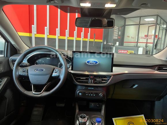 Galeriden Ford Focus 1.5 EcoBlue Titanium Stil 2024 Model Mersin 40.618 km Beyaz