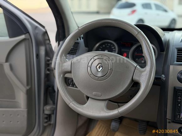 MHG AUTO ' DAN CAM TAVANLI RENAULT MEGANE 1.5 DCİ