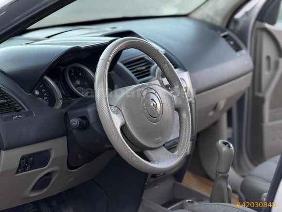MHG AUTO ' DAN CAM TAVANLI RENAULT MEGANE 1.5 DCİ