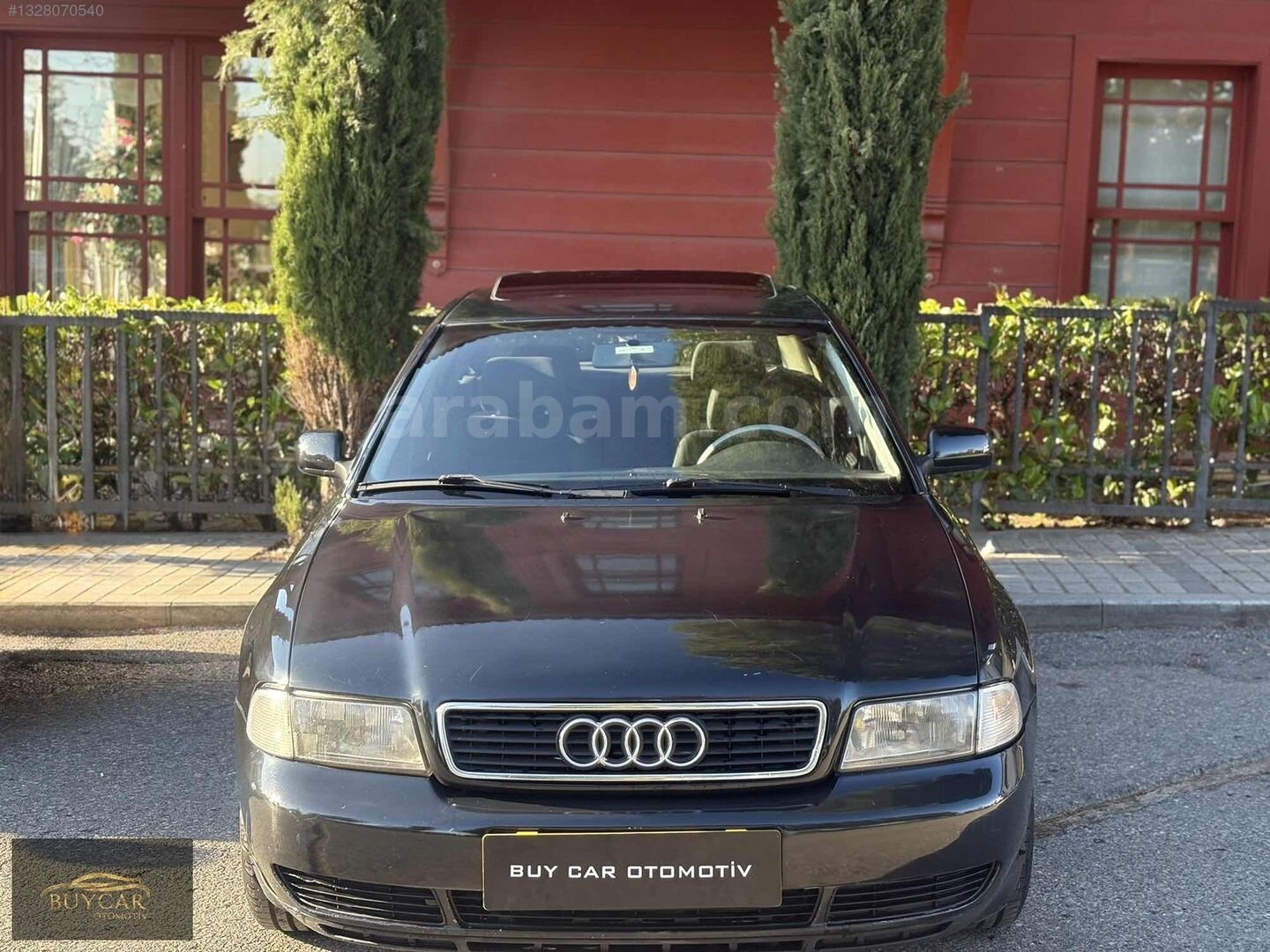 Galeriden Audi A4 Sedan 1.8 1997 Model İstanbul 535.000 km Siyah 2