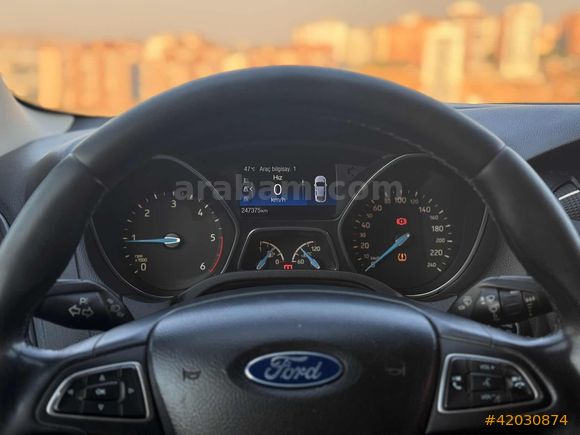 MHG AUTO 'DAN FORD FOCUS TİTANİUM 1.6.TDİ MANUEL