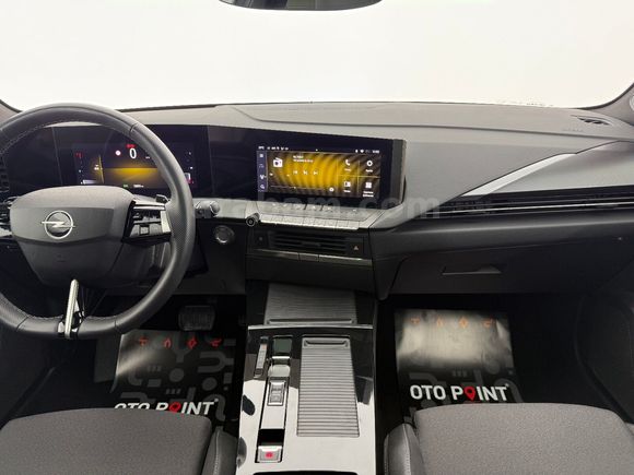 otomobil Opel Astra 1.2 Turbo GS