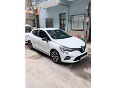 Sahibinden Renault Clio 1.0 TCe Touch 2023 Model  21.000 km Beyaz