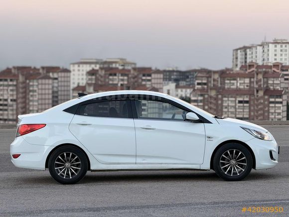MHG AUTO'DAN HYUNDAİ ACCENT BLUE 1.6 CRDİ KUSURSUZ