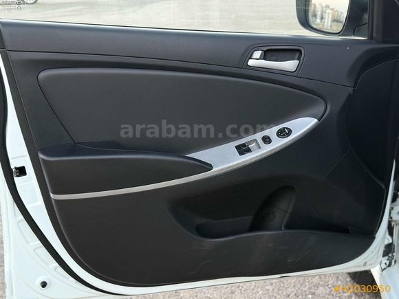 MHG AUTO'DAN HYUNDAİ ACCENT BLUE 1.6 CRDİ KUSURSUZ