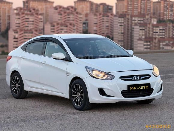 MHG AUTO'DAN HYUNDAİ ACCENT BLUE 1.6 CRDİ KUSURSUZ