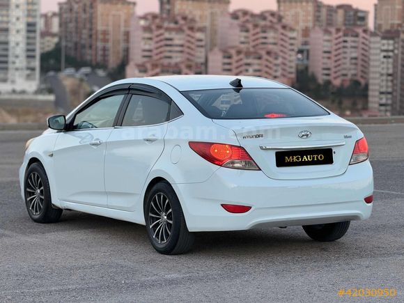 MHG AUTO'DAN HYUNDAİ ACCENT BLUE 1.6 CRDİ KUSURSUZ