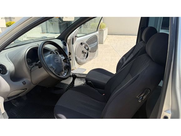 2000 MODEL FORD KA 1.3