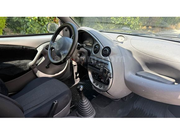 2000 MODEL FORD KA 1.3