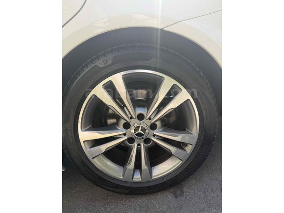 Sahibinden Masrafsız Mercedes E180 2016 Çıkışlı  