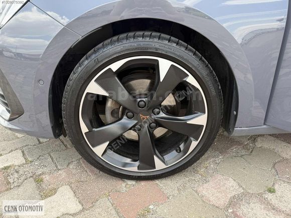 2023 CUPRA LEON 1.5 eTSI Mhev 150 HP BUCKET İLK SAHİBİ BOYASIZ !