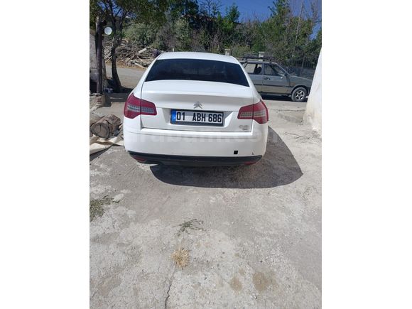 Sahibinden Citroen C5 1.6 e-HDi Confort 2011 Model