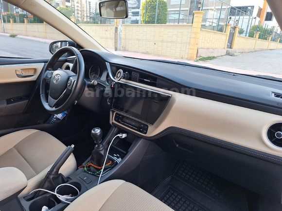 Sahibinden Toyota Corolla 1.4 D-4D Advance 2016 Model  Makyajlı