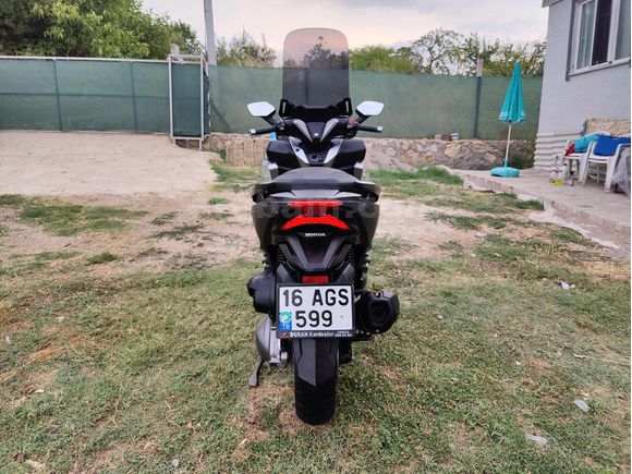 HONDA FORZA 250cc MaxiScooter 15BIN KM DE TAKAS OLUR
