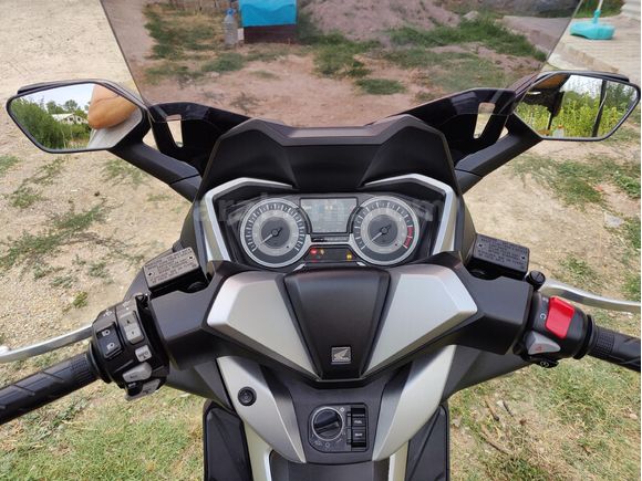 HONDA FORZA 250cc MaxiScooter 15BIN KM DE TAKAS OLUR