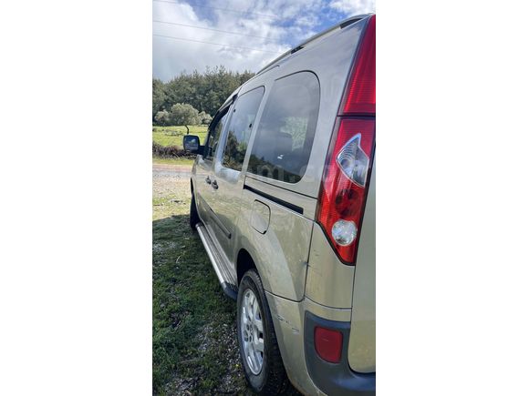 Acil 
Sahibinden Renault Kangoo Multix 1.5 dCi Expression 2011 Model 