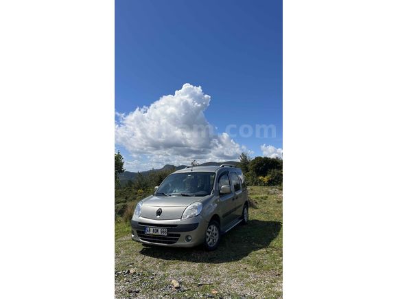 Acil 
Sahibinden Renault Kangoo Multix 1.5 dCi Expression 2011 Model 