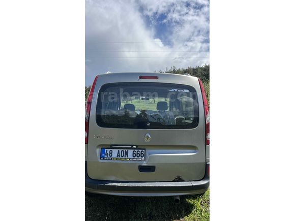 Acil 
Sahibinden Renault Kangoo Multix 1.5 dCi Expression 2011 Model 