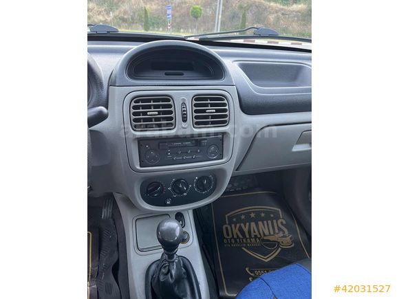KAYA OTOMOTİVDEN 2003 CLIO 1.4 16 WALF KLIMALI 3 PARÇA BOYALI
