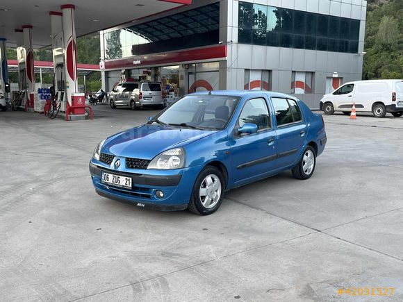 KAYA OTOMOTİVDEN 2003 CLIO 1.4 16 WALF KLIMALI 3 PARÇA BOYALI