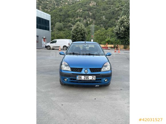 KAYA OTOMOTİVDEN 2003 CLIO 1.4 16 WALF KLIMALI 3 PARÇA BOYALI