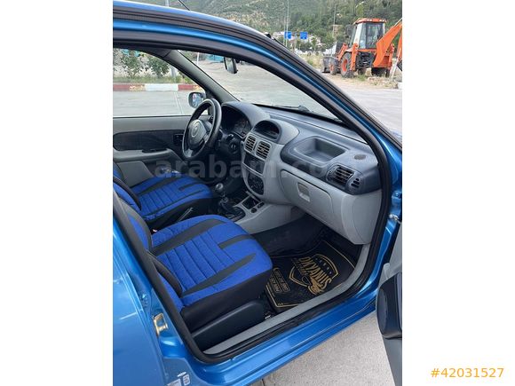 KAYA OTOMOTİVDEN 2003 CLIO 1.4 16 WALF KLIMALI 3 PARÇA BOYALI