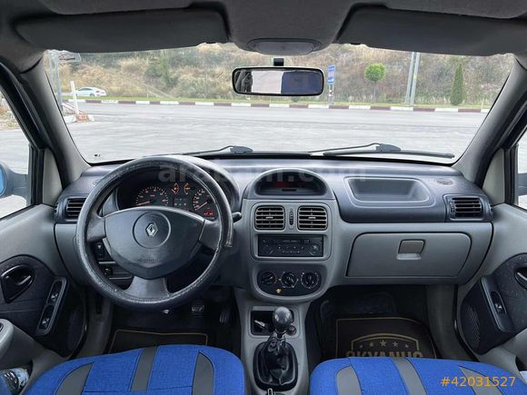 KAYA OTOMOTİVDEN 2003 CLIO 1.4 16 WALF KLIMALI 3 PARÇA BOYALI