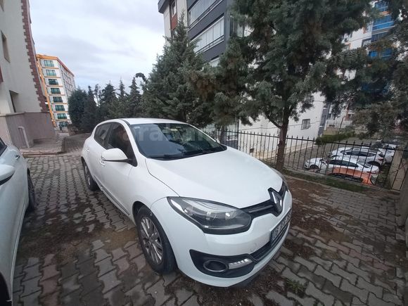 Sahibinden Renault Megane 1.5 dCi Touch Plus 2015 Model 