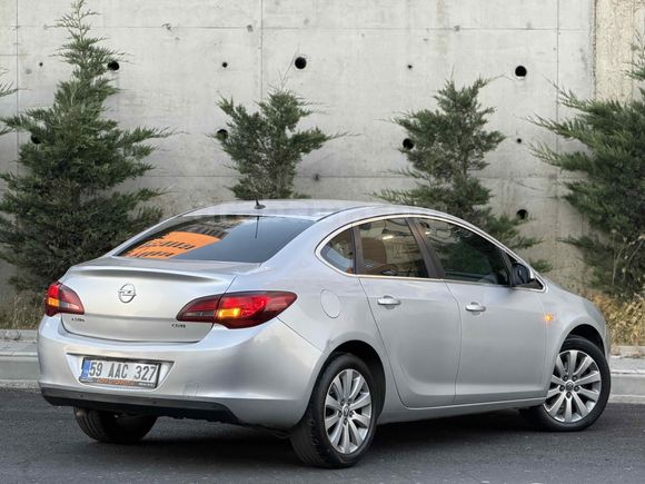 Galeriden Opel Astra 1.6 CDTI Elite 2016 Model İstanbul