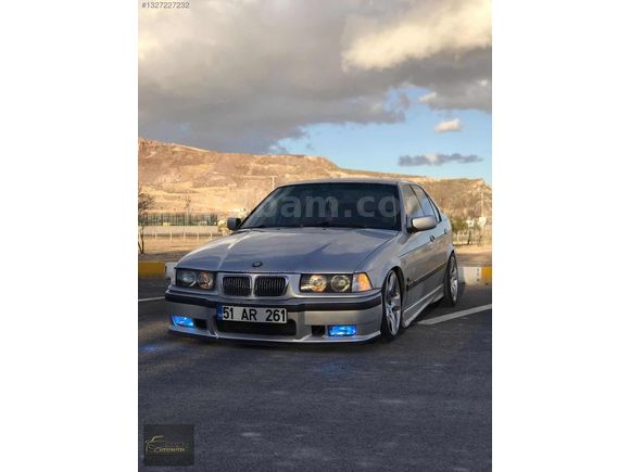 1992 MODEL 3.18i