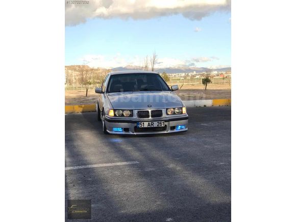 1992 MODEL 3.18i