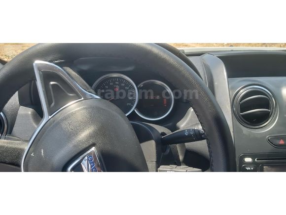 Duster 1.5 dCi Ambiance 2017 yeni direksiyon guncel 2 adet ekspertiz vardir