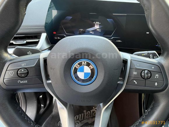 2024 İX1 eDRIVE20 C.TAVAN MOCHA DERİ E.BAGAJ JANT BOYASIZ BAYİİ