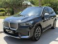 2024 İX1 eDRIVE20 C.TAVAN MOCHA DERİ E.BAGAJ JANT BOYASIZ BAYİİ