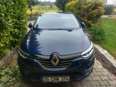 Sahibinden Renault Megane 1.3 TCe Icon 2024 Model CAM Tavanlı11/2029 Uzatılmış garanti