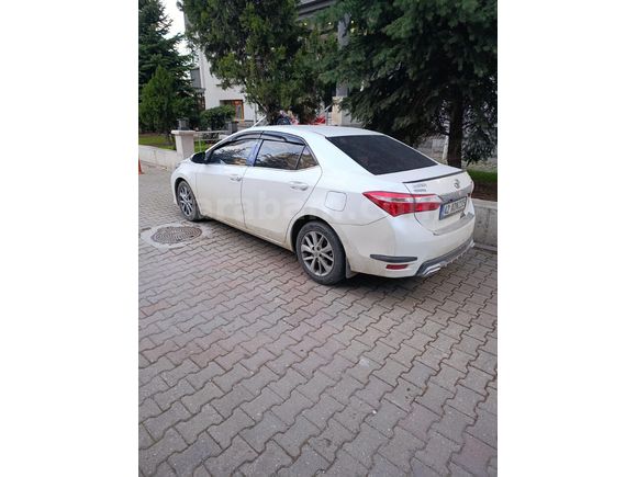 Sahibinden Toyota Corolla 1.4 D-4D Active 2014 Model Ankara 145.000 km Beyaz