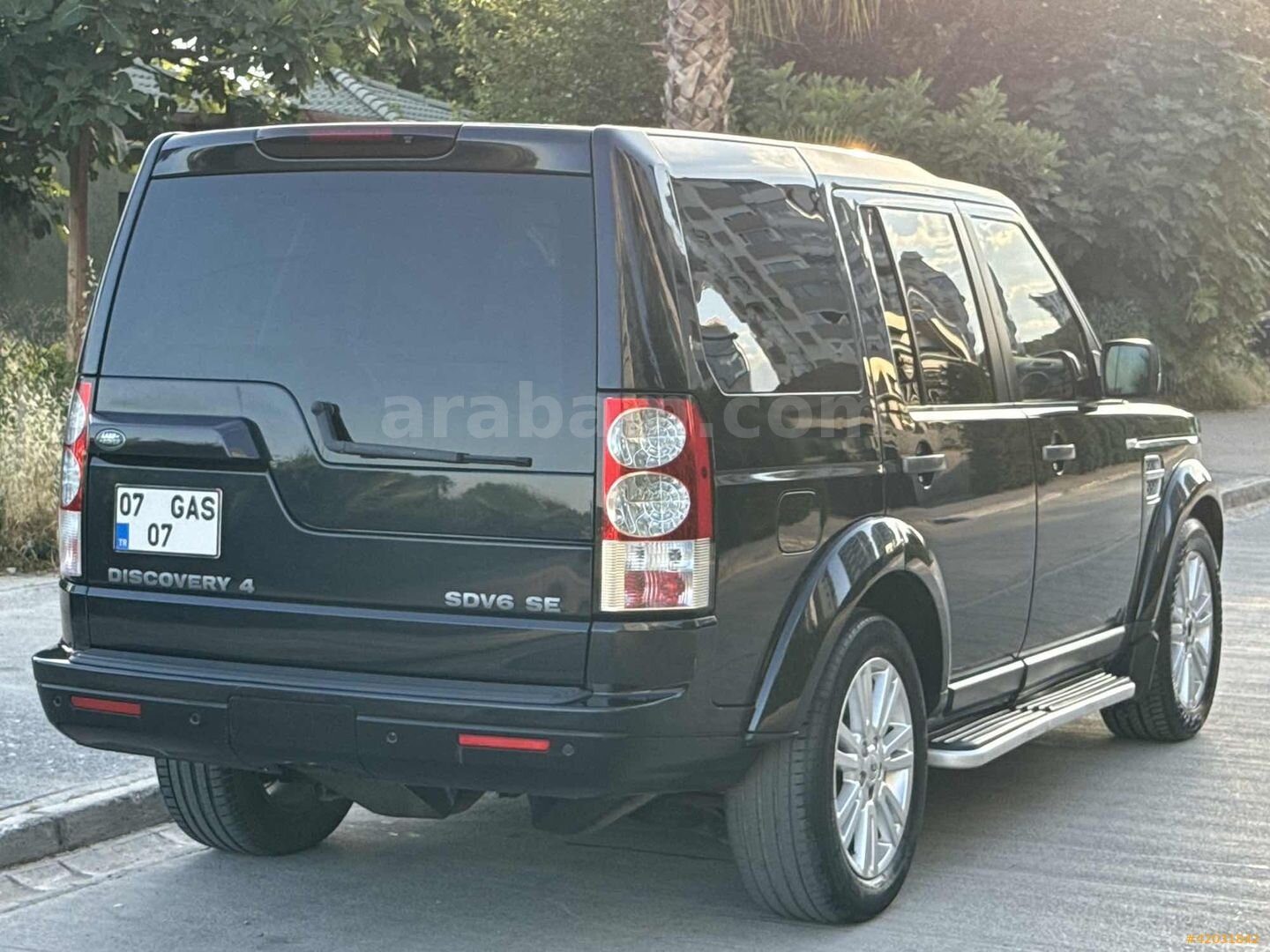 Galeriden Land Rover Discovery 3.0 SDV6 SE 2012 Model Antalya 272.000 km Siyah 3