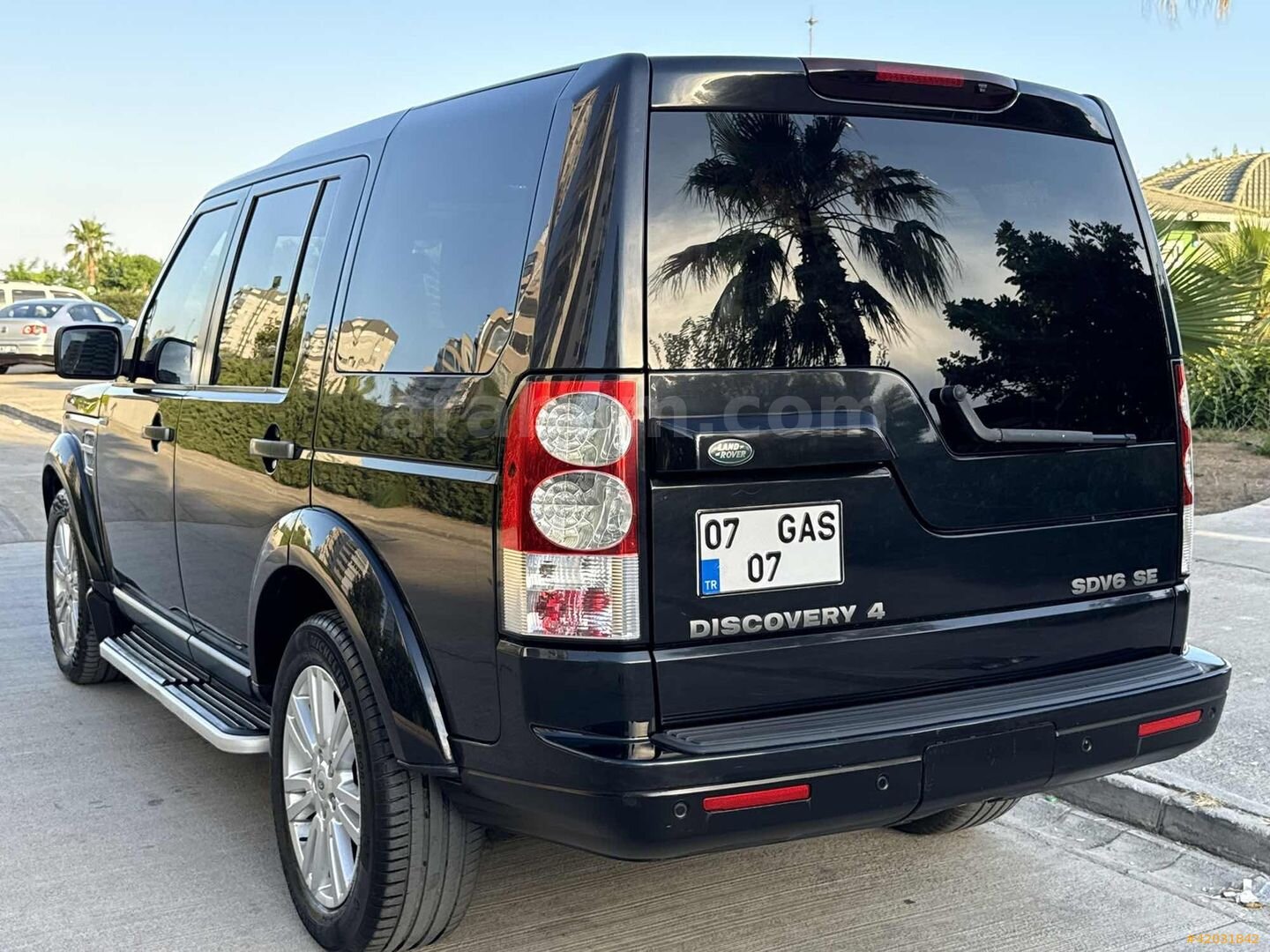 Galeriden Land Rover Discovery 3.0 SDV6 SE 2012 Model Antalya 272.000 km Siyah 7