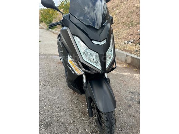 Sahibinden Yuki T9 Strom Maxi 125