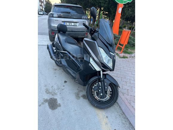 Sahibinden Yuki T9 Strom Maxi 125