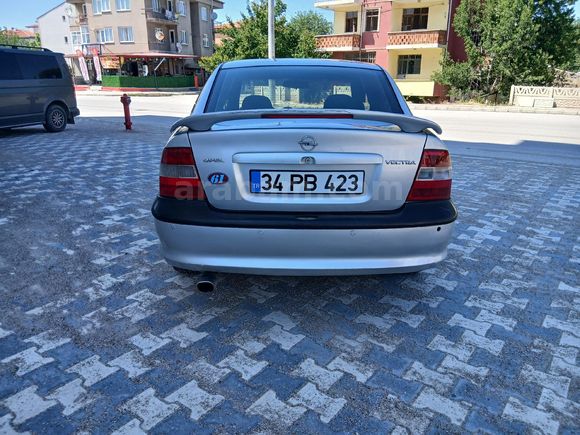 Galeriden Opel Vectra 2.0 GLS 1996 Model Afyonkarahisar