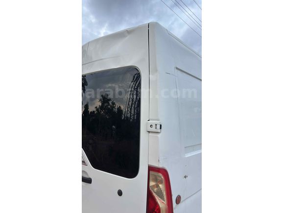 Sahibinden Renault Master 2.3 dCi 13 m3 2015 Model  580.000 km Beyaz